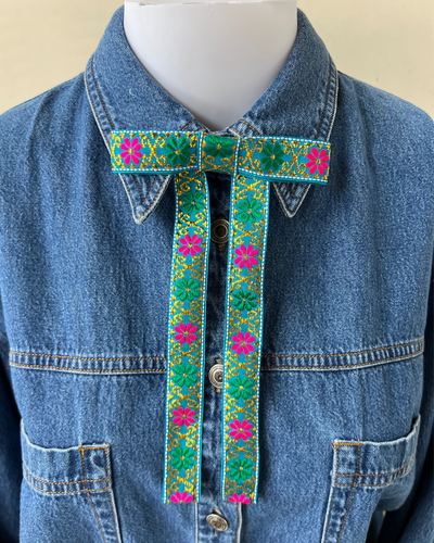 Western Style Neck Tie- pin back