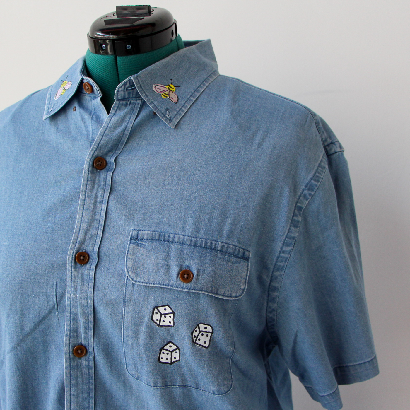 Dice and Bees Shirt #14 Size L