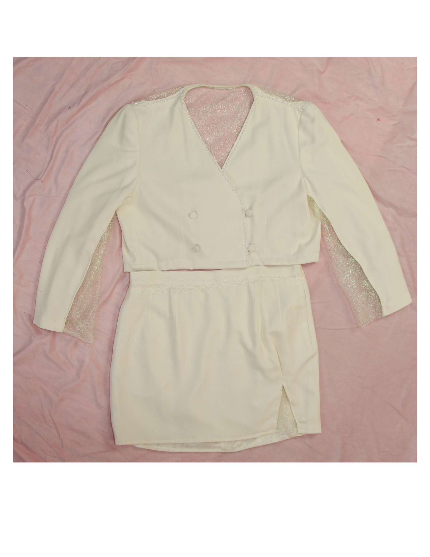 White two-piece skirt and cropped blazer shirt Size 14