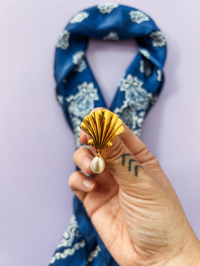 Gold Pearl Shell Bandana Slide