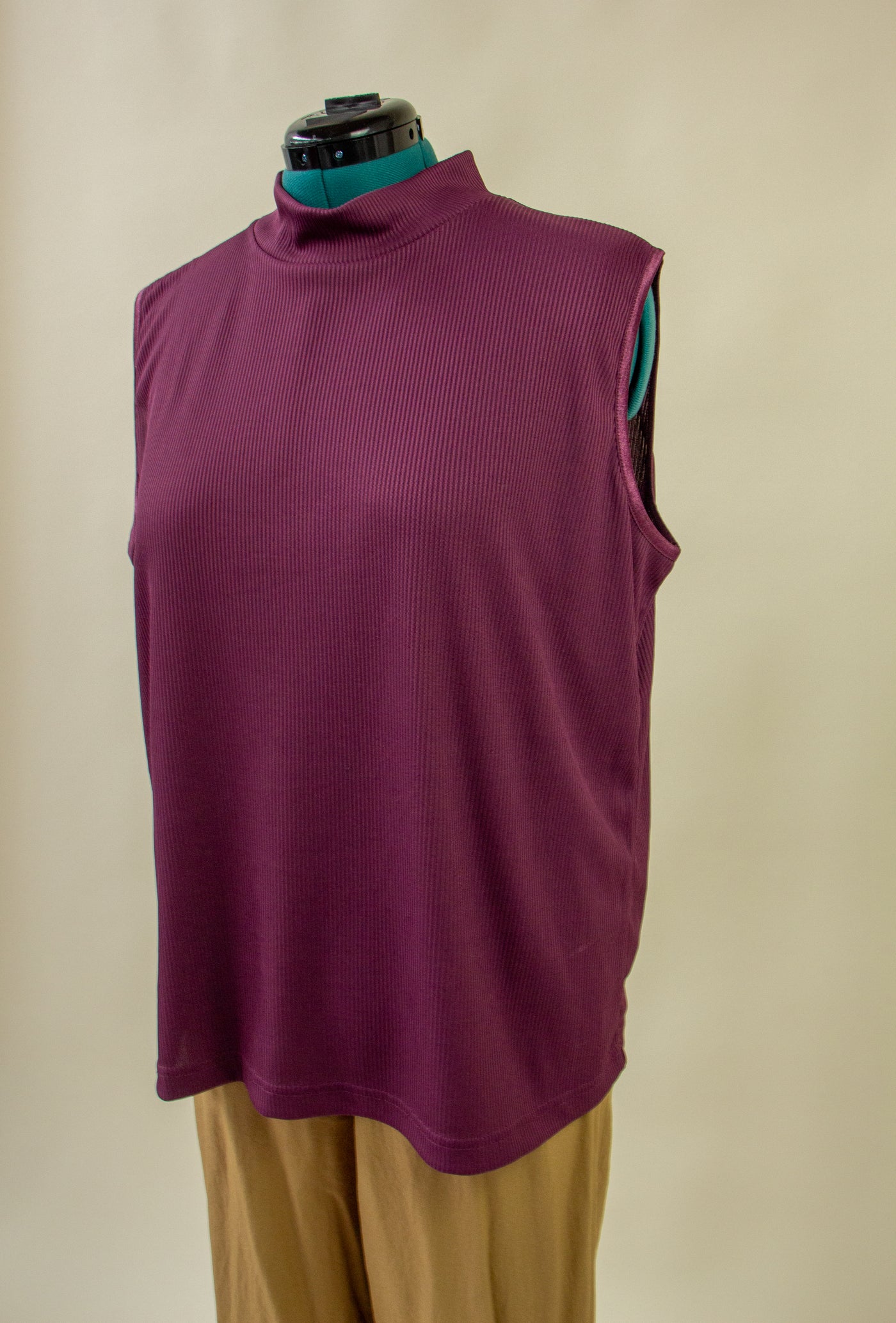 Sleeveless High Neck Top Plus Size