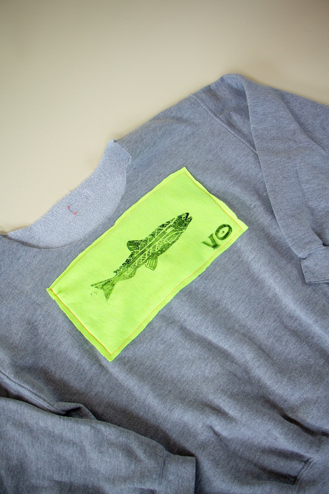 Grey Fish Sweatshirt M