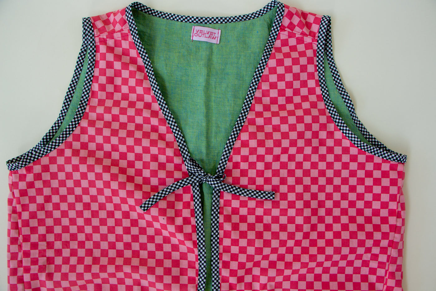 Pink Checkered Vest with Tie Size 1X