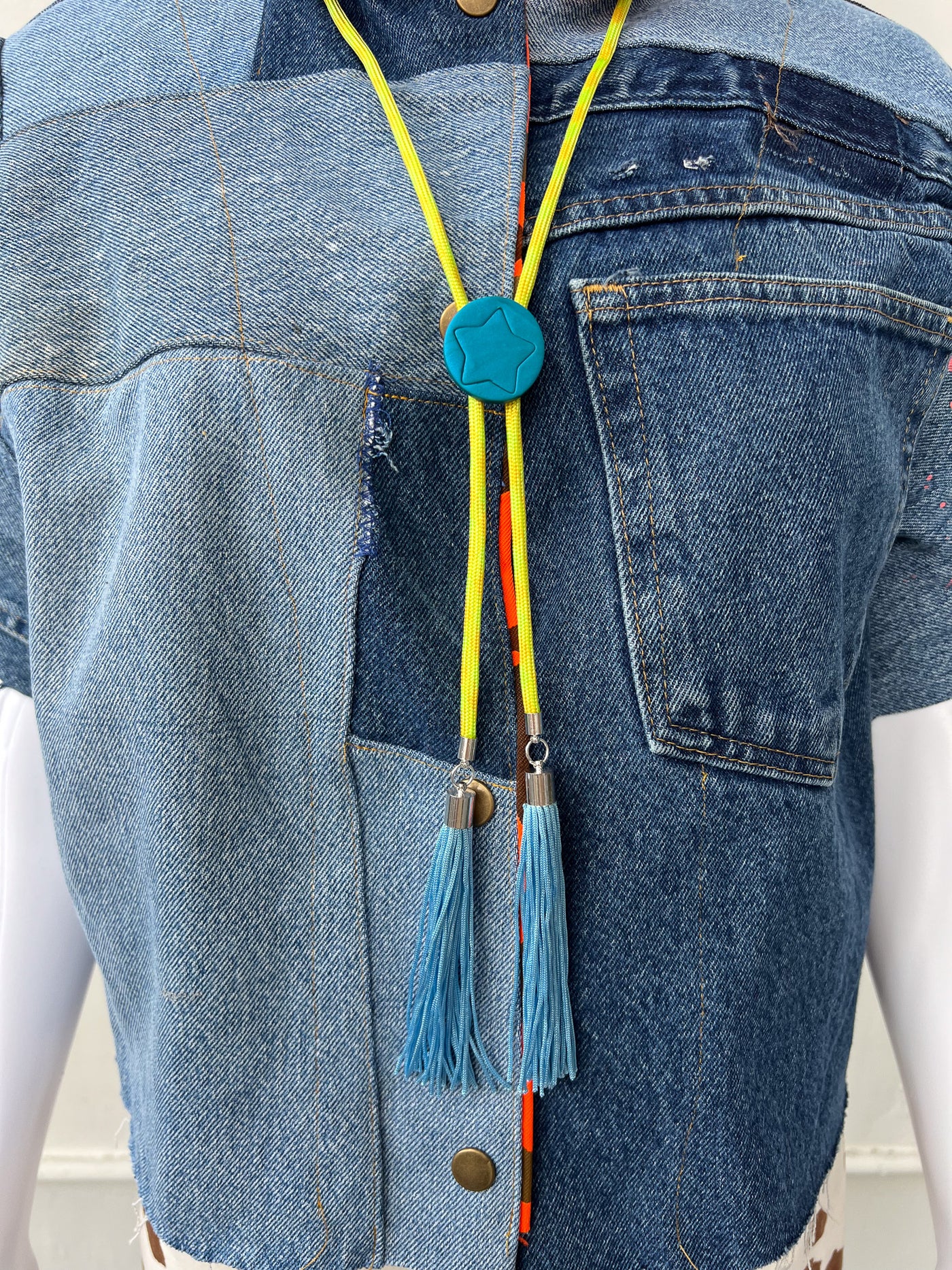 Blue Star Chartreuse Yellow Bolo Tie