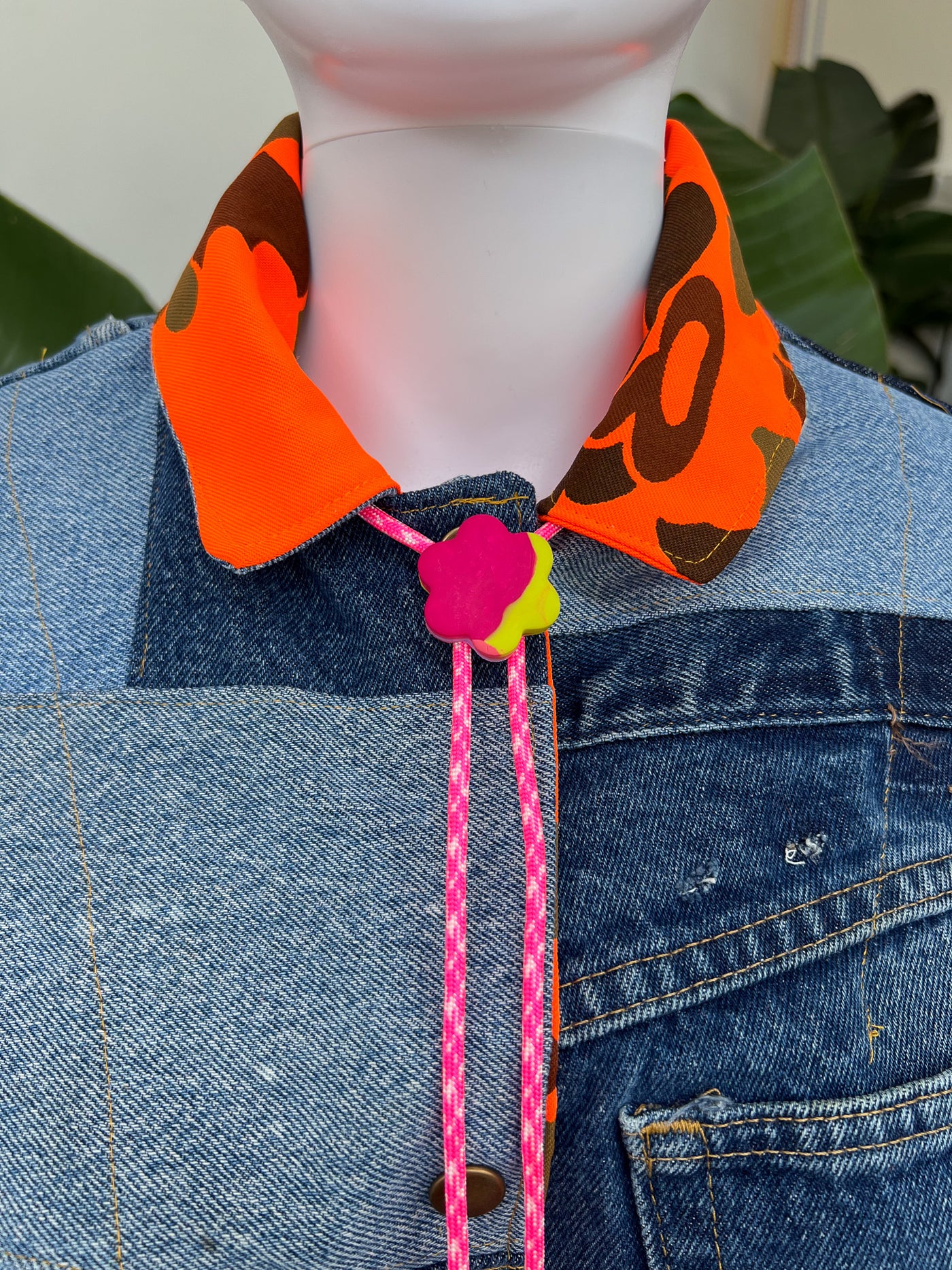 Mini Flower Pink Camo Fringe Bolo Tie