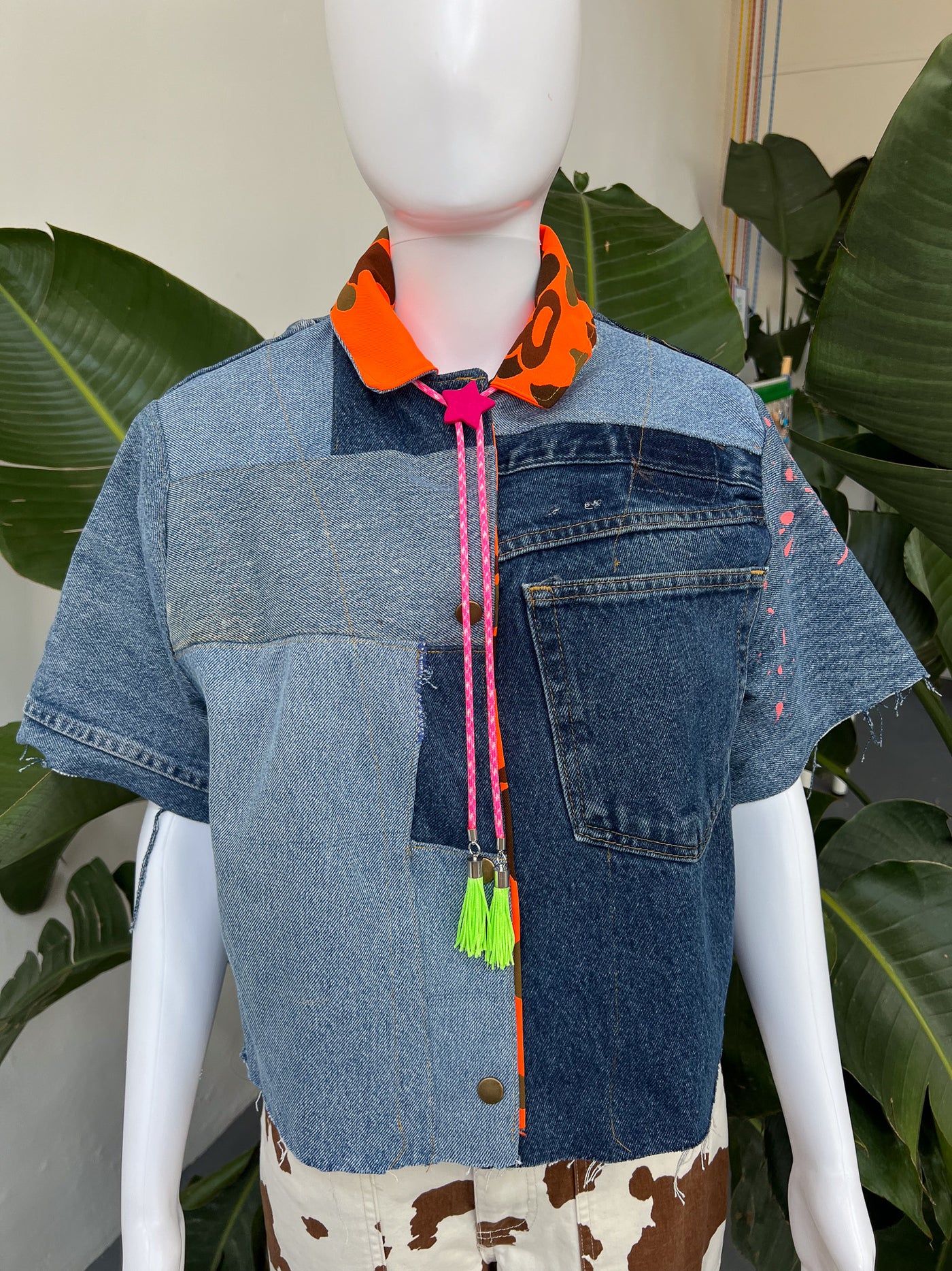 Mini Purple Star Pink Camo Fringe Bolo Tie