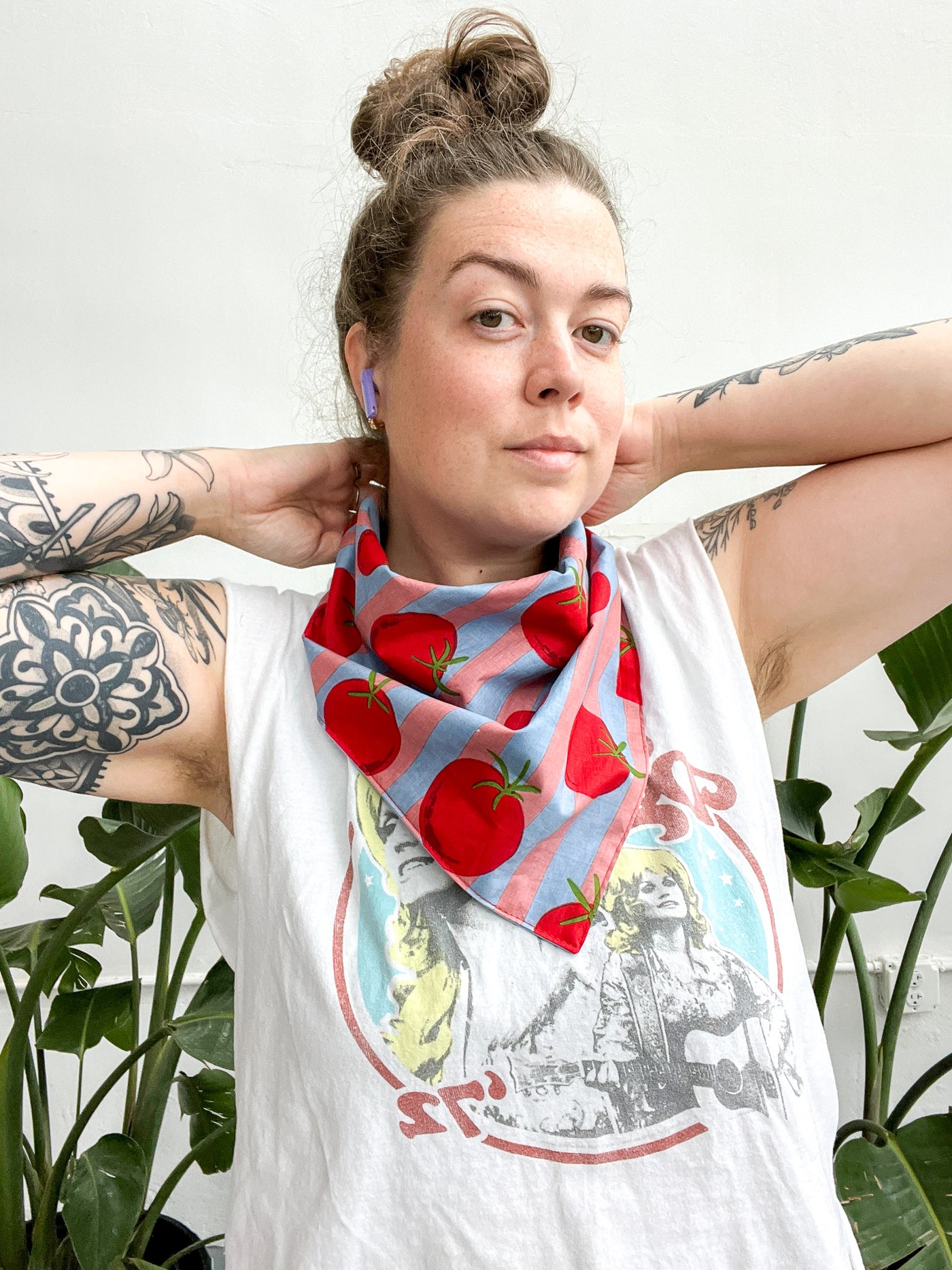Tomato Bandana Blue & Pink