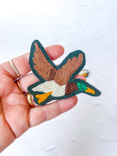 Duck Chain Stitch Iron On Patch - Right Facing