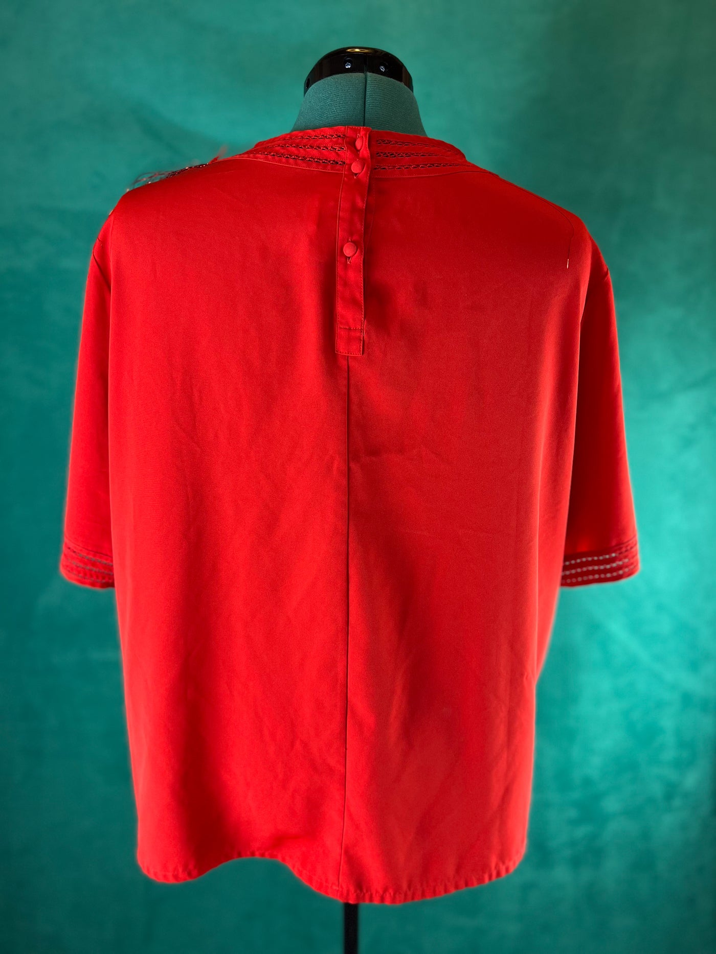 Red Short Sleeve Shirt with Fringe - Size 20W/1X