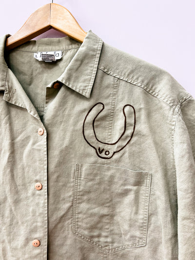 Horseshoe Chain Stitch Shirt L