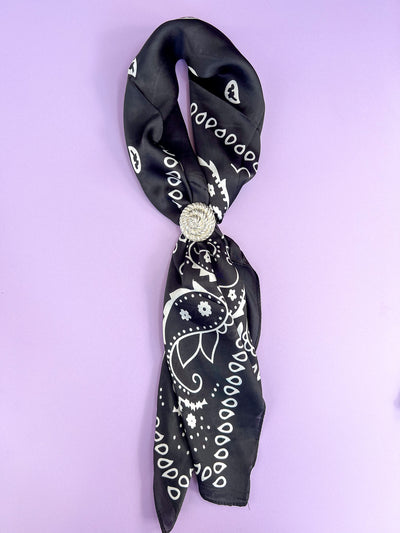 Sliver Rope Bandana Slide