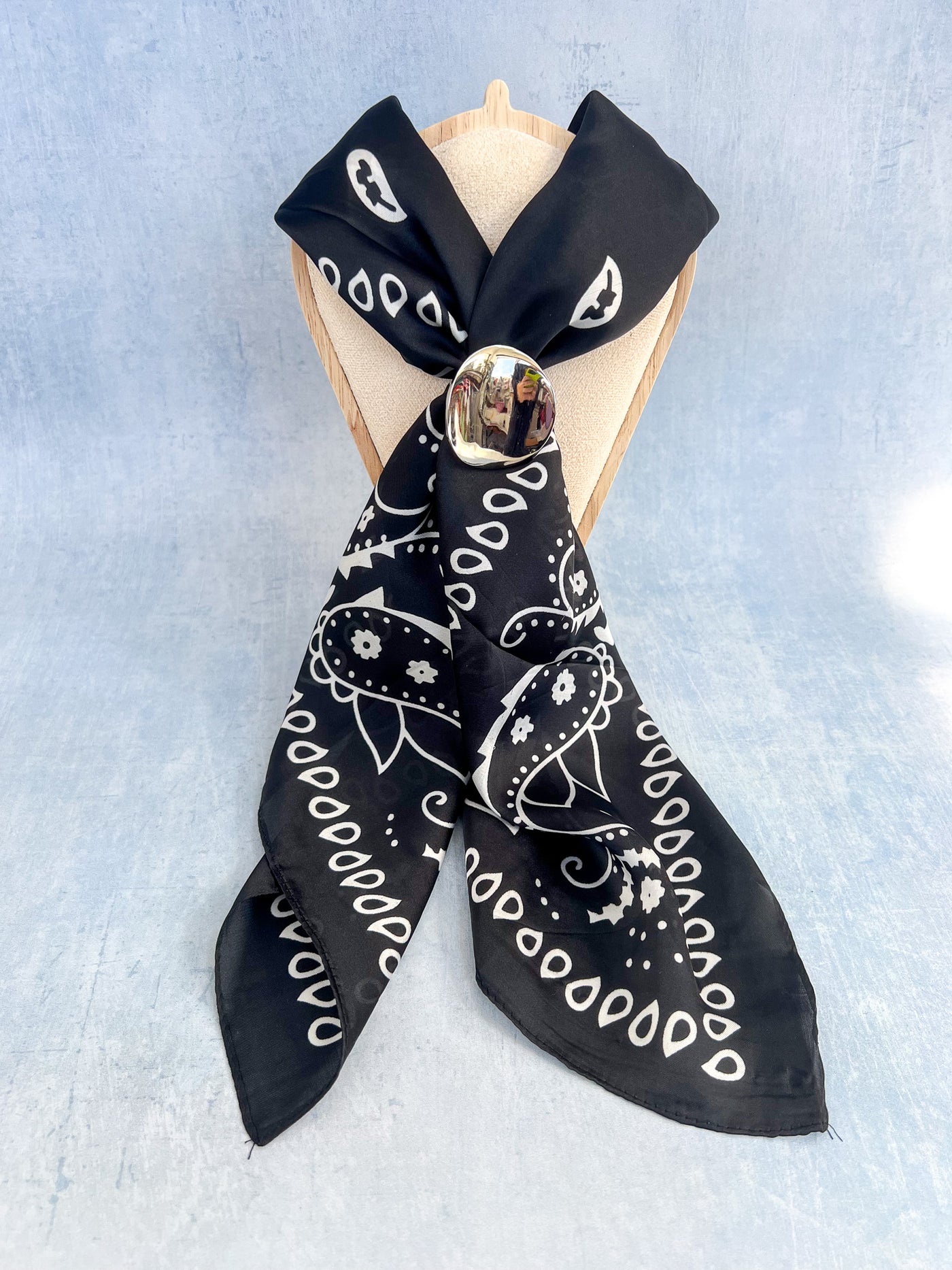 Abstract Silver Bandana Slide