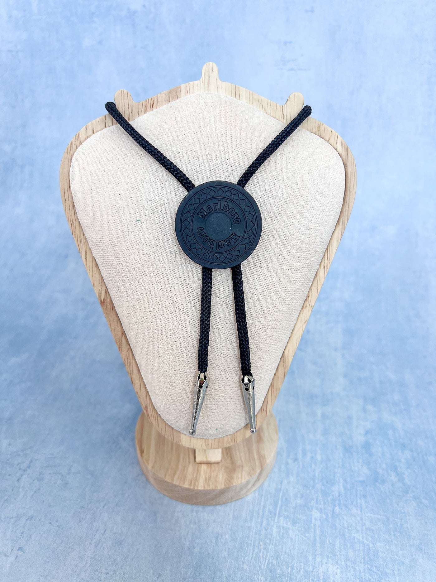 Marlboro Poker Chip Bolo Tie