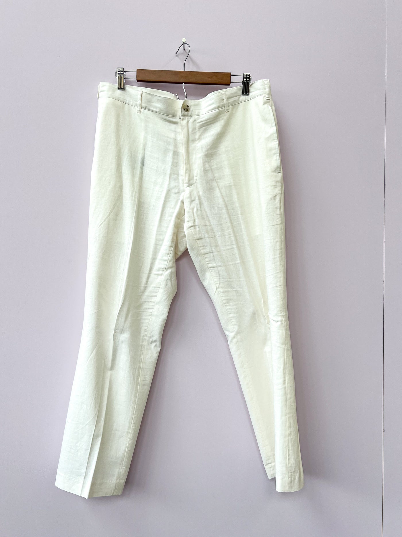 White Linen Suit 44R/36x30