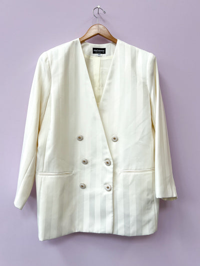 Two Tone White Blazer and Skirt Set -18W/1X