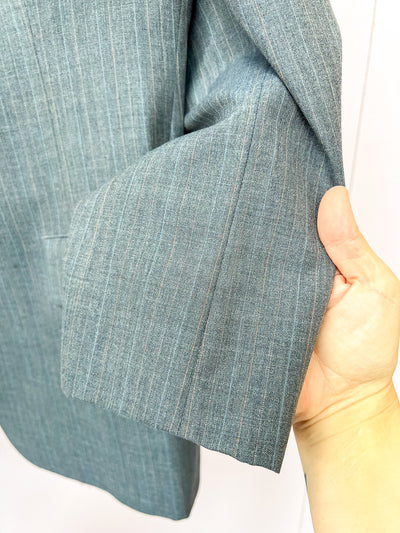Grey/Blue Pinstripe Suit 46R/40