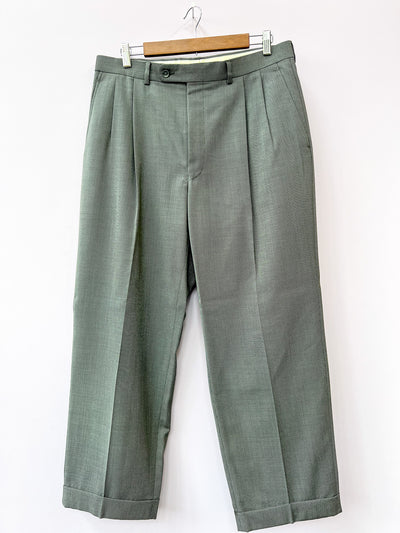 Grey micro dot Suit 40R/34