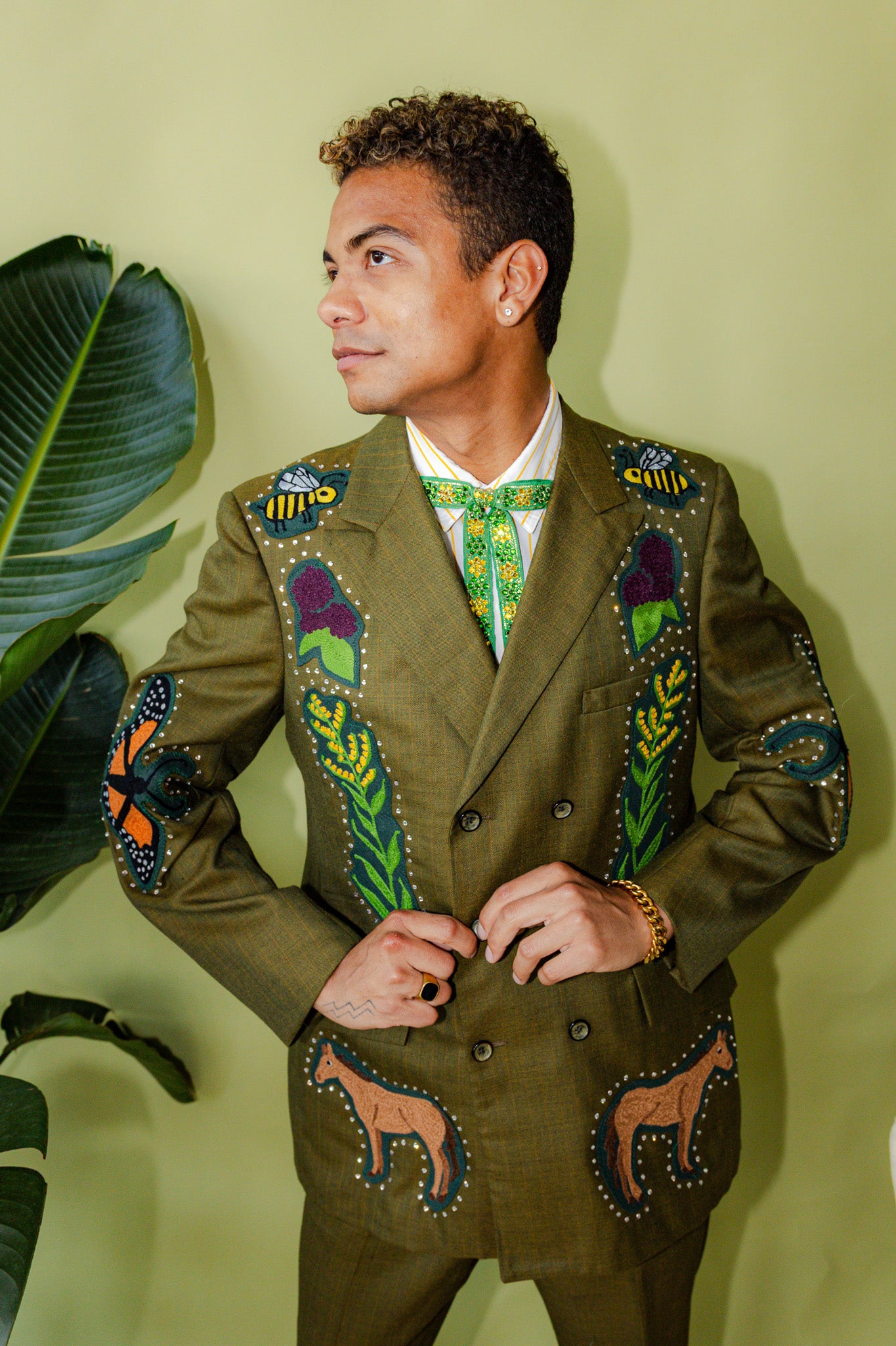 Kentucky Themed Chain Stitch Full Suit