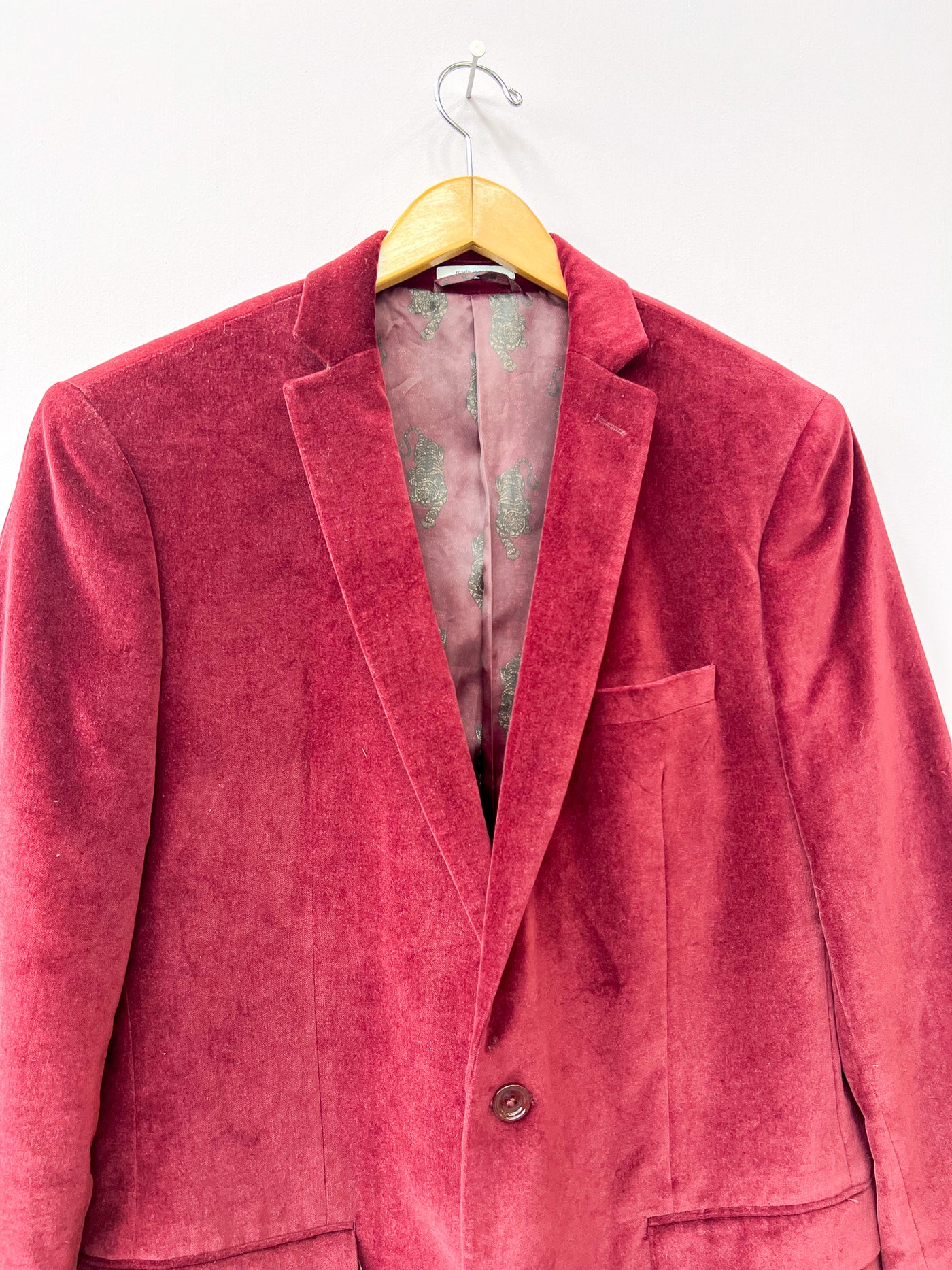 Deep Red Velvet Blazer 42L