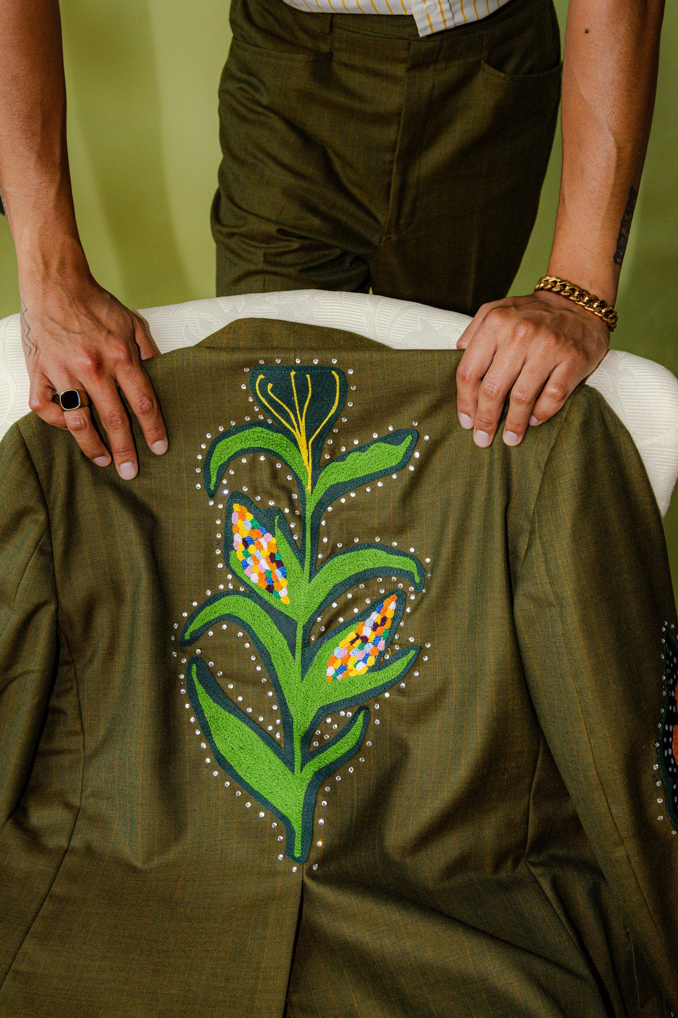 Kentucky Themed Chain Stitch Full Suit